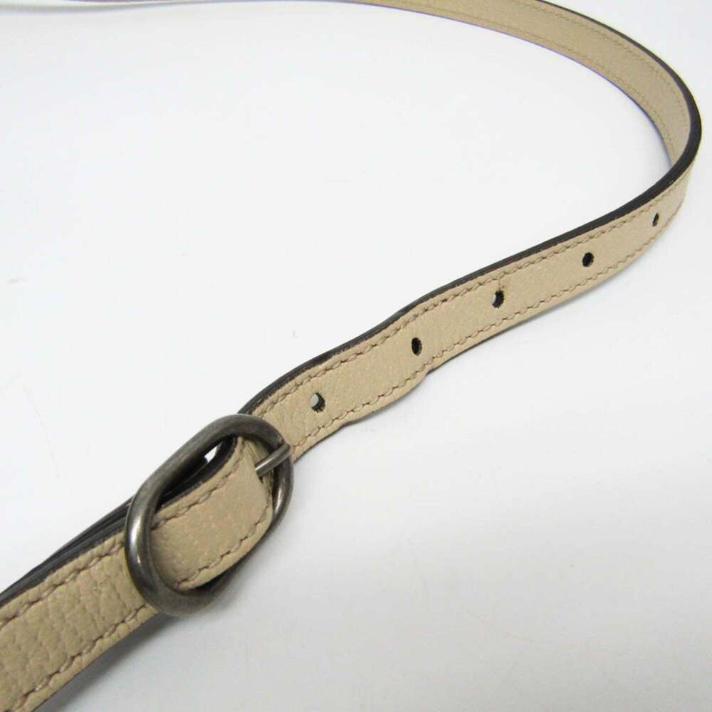 GUCCI Authentic White Leather Shoulder Bag - Picture 10 of 16